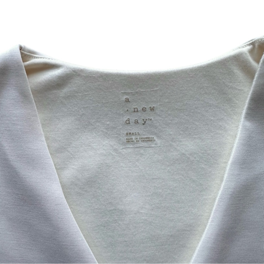 A New Day Women's Sandwash Doubleknit Cream Sleeveless Top Size Small - Picture 5 of 7